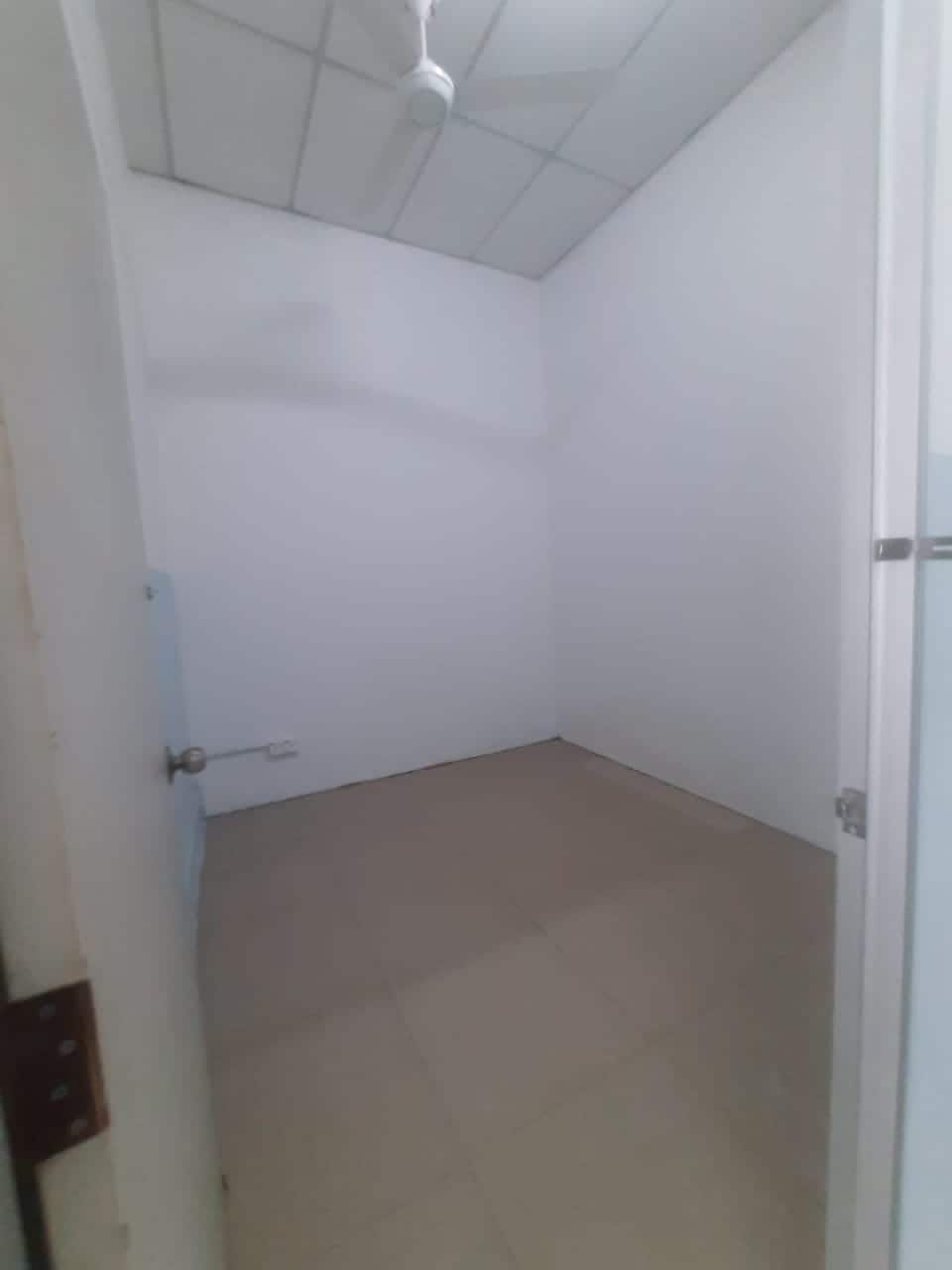 Double Storey Shoplot Jalan Kiambang 3 7