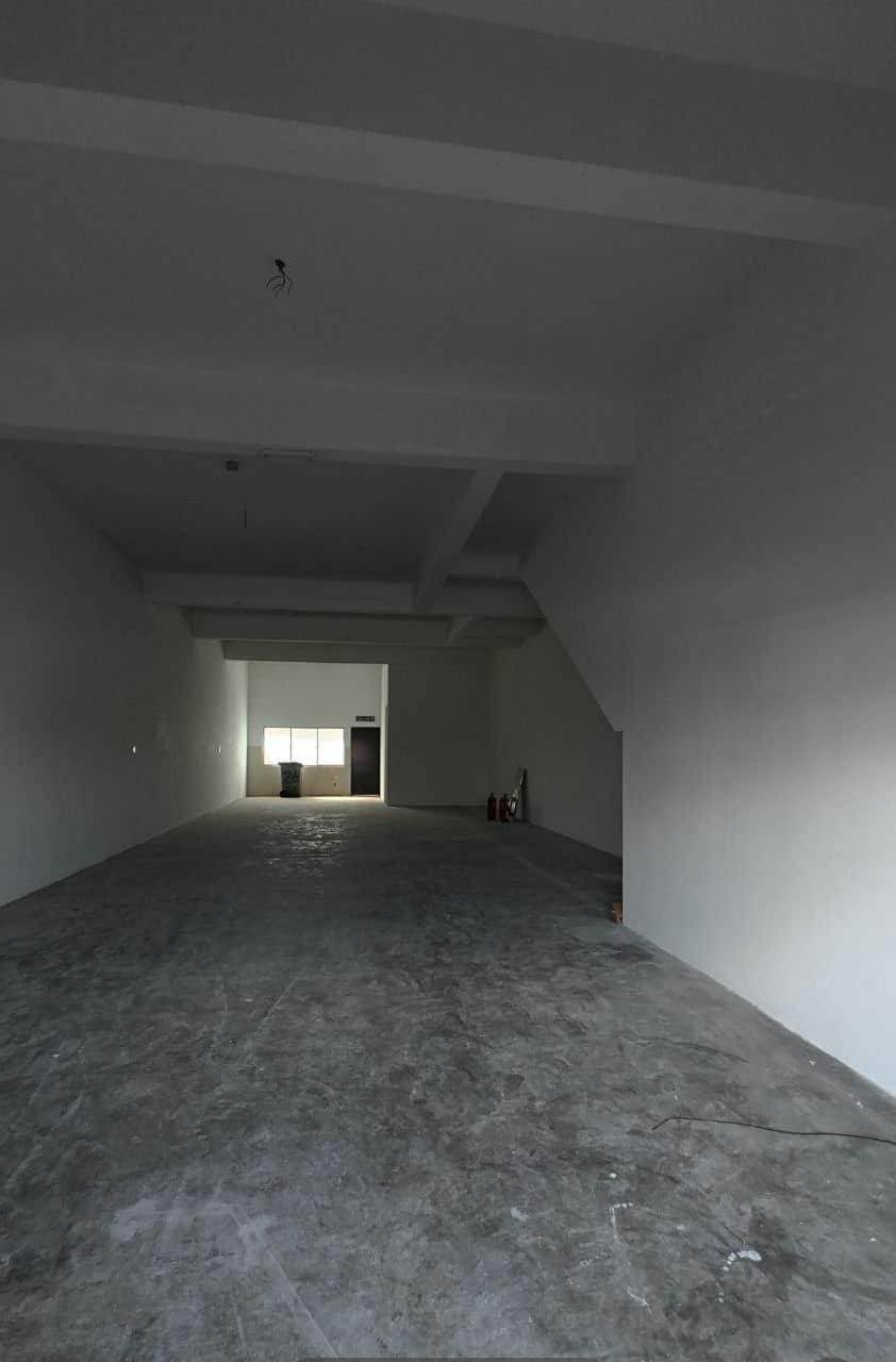 3-Storey Shoplot Austin Crest 9