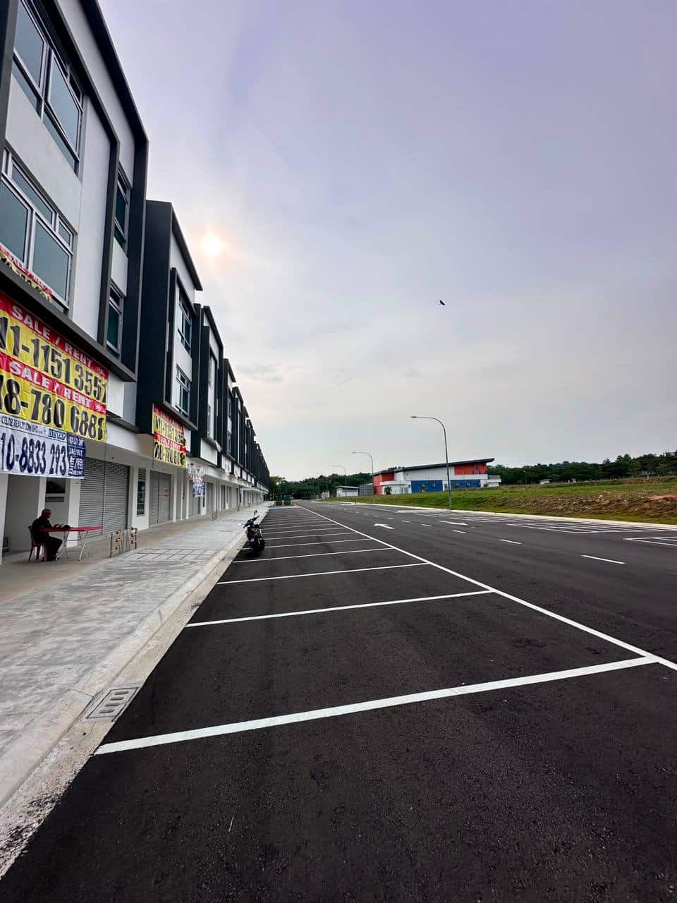 3-Storey Shop Office Adda Height 2