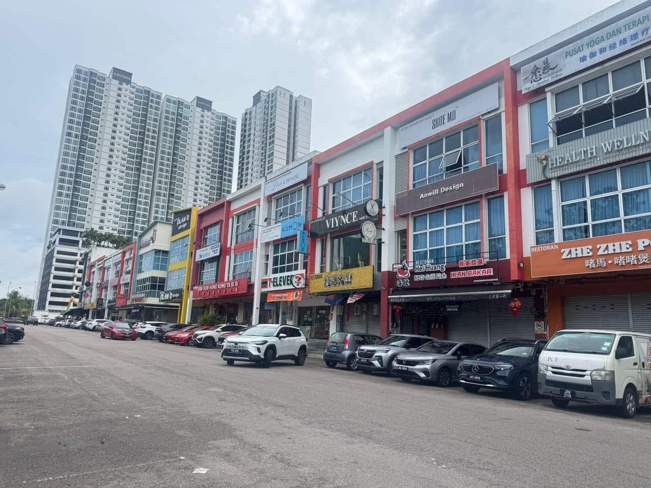 3-Storey Shoplot Jalan Mutiara Emas 2A 1