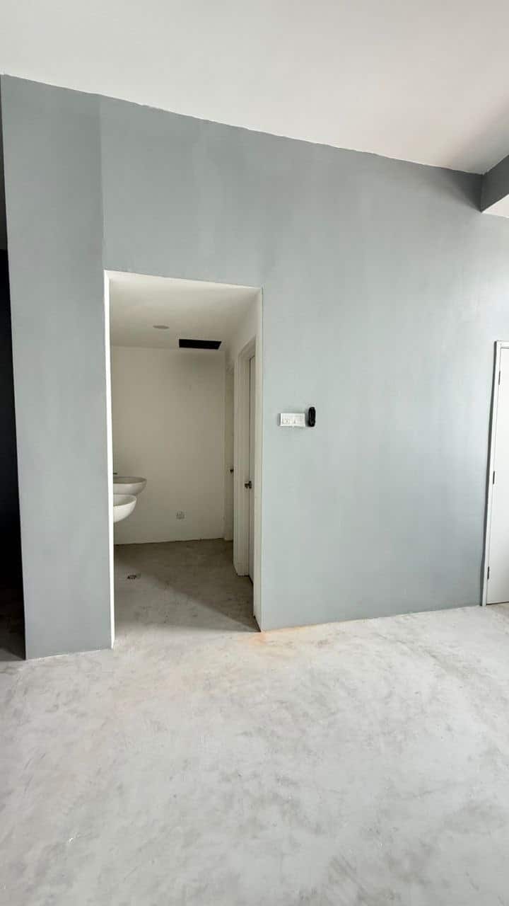 3 Storey Shoplot Business Boulevard 5