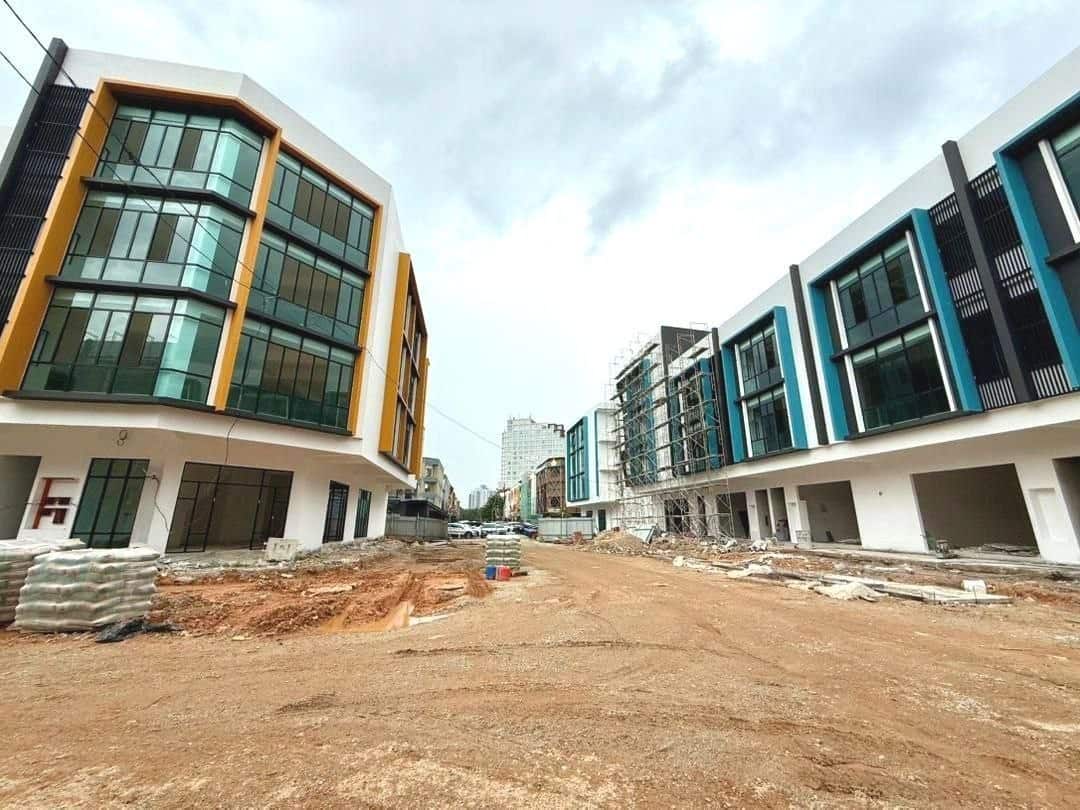 3 Storey Shoplot Permas Avenue 6