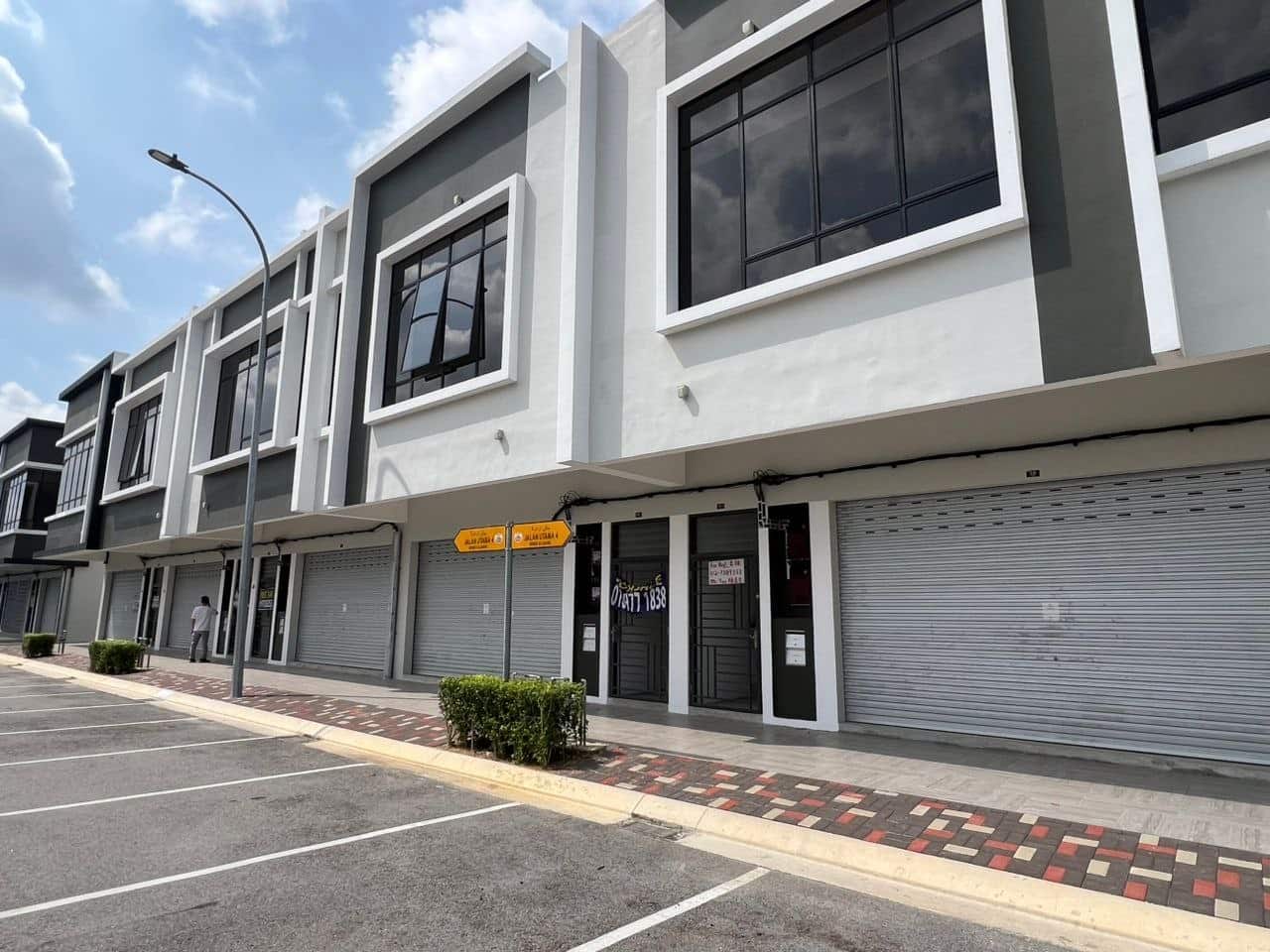 2-Storey Shoplot Jalan Utama x 1