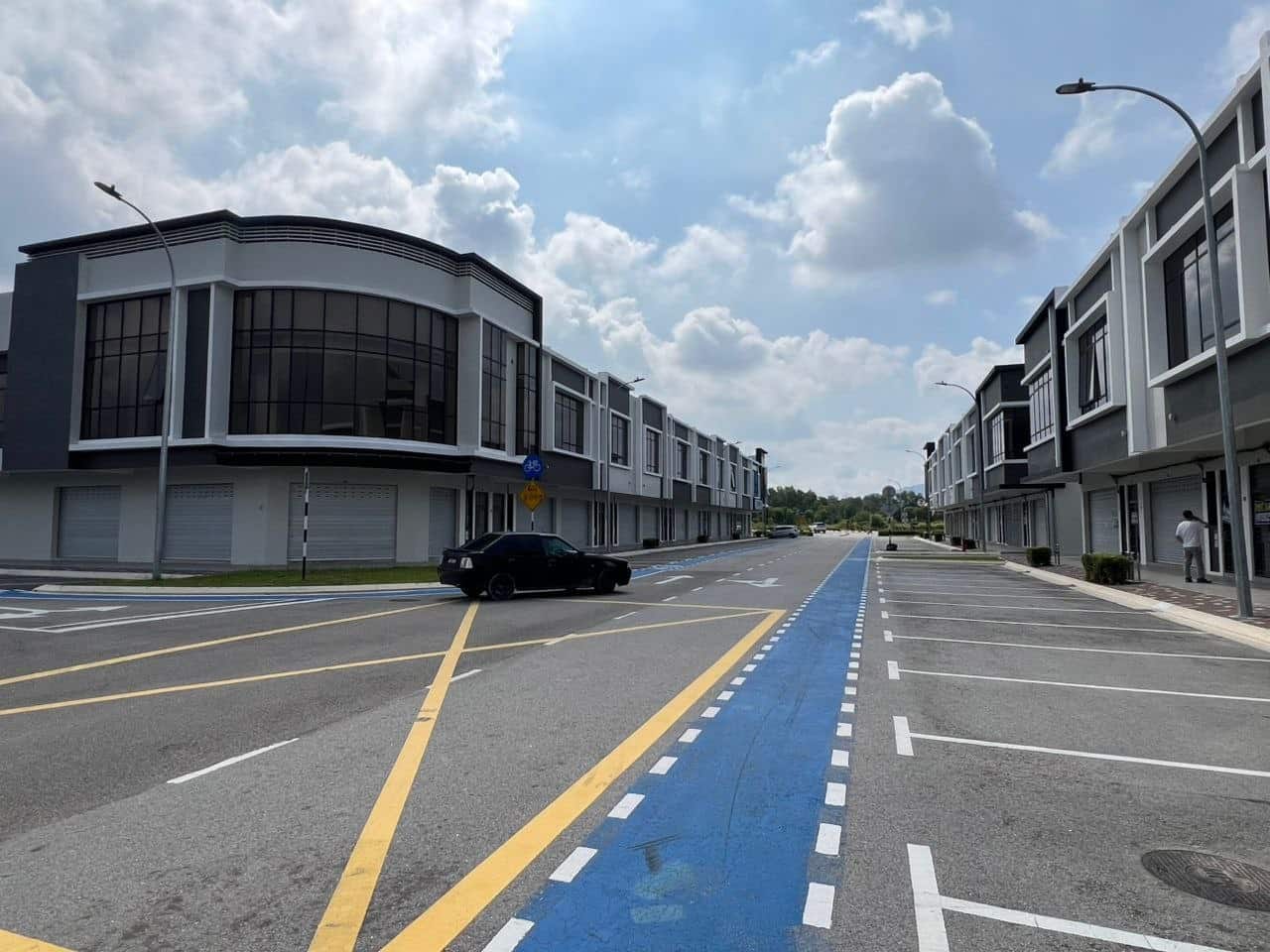 2-Storey Shoplot Jalan Utama x 4