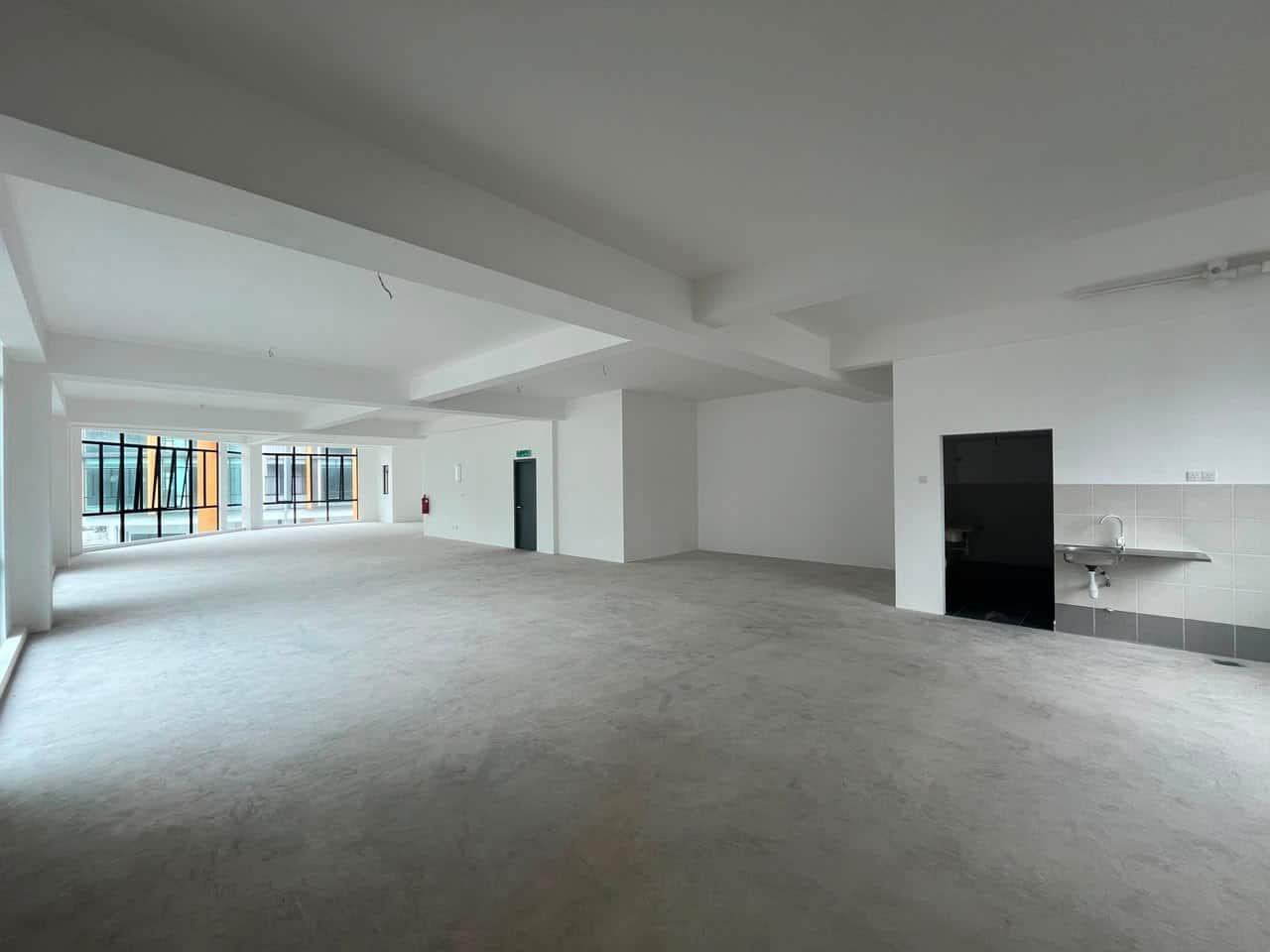 4 Storey Shop Lot with Lift Permas Jaya 6