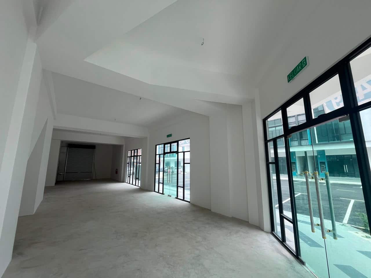4 Storey Shop Lot with Lift Permas Jaya 5
