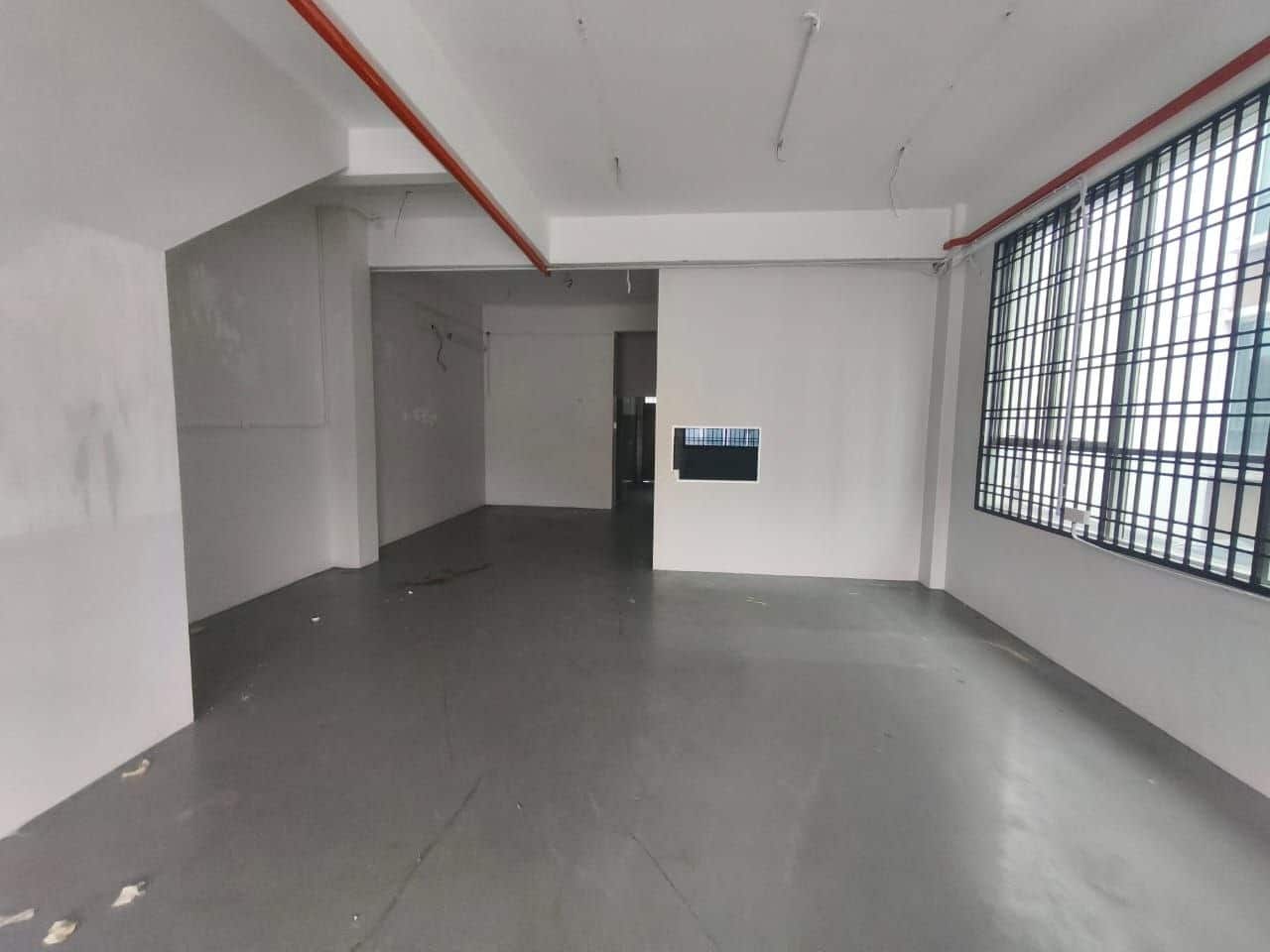 Ground Floor Shop Taman Universiti (Long Huan Town) 3