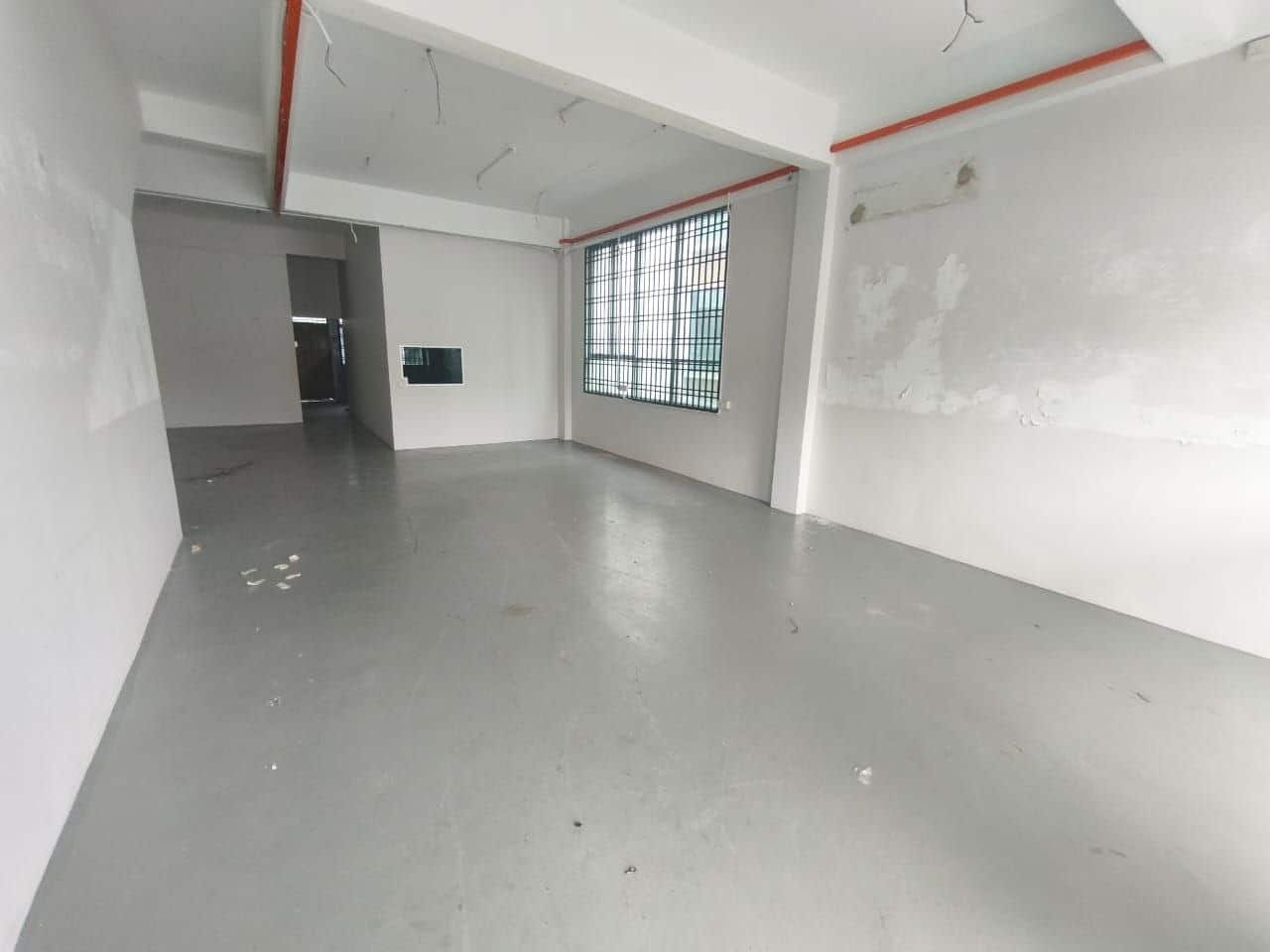 Ground Floor Shop Taman Universiti (Long Huan Town) 2