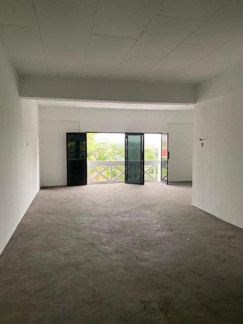 3 Storey Shoplot Taman Tampoi Utama 1
