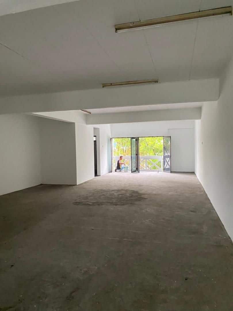 3-Storey Shoplot Taman Tampoi Utama 2