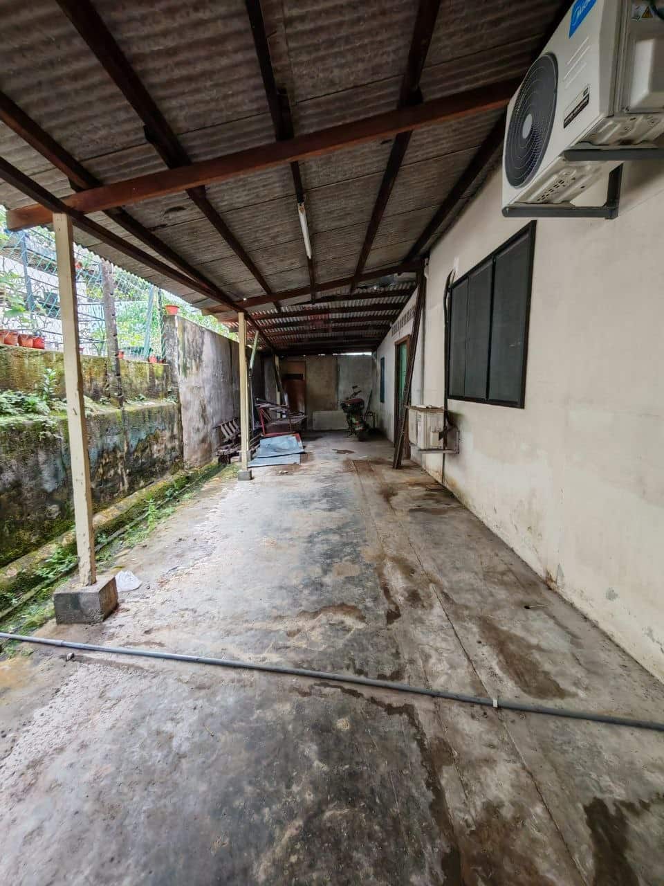 Single Storey Terrace Taman Tampoi 3