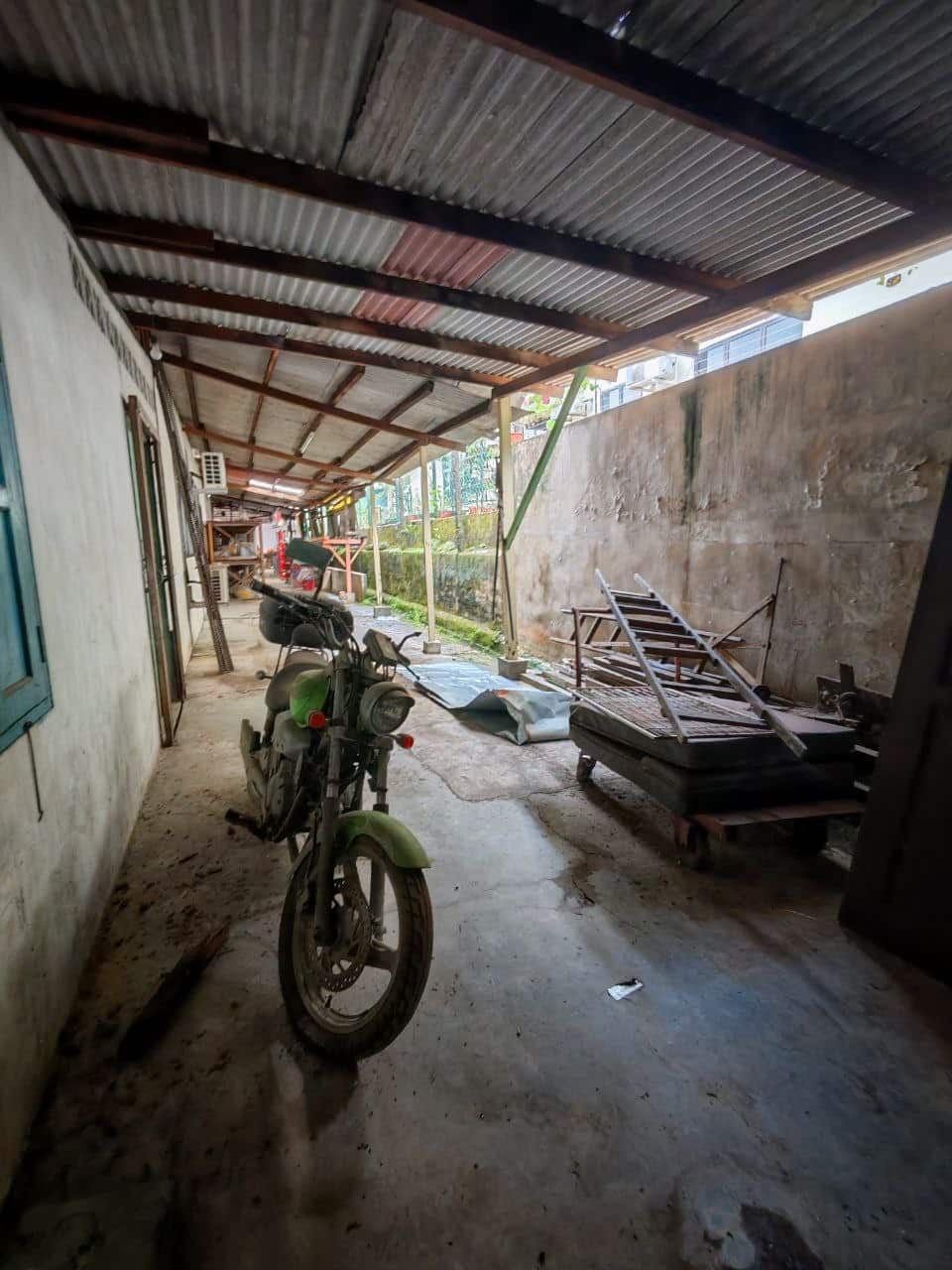 Single Storey Terrace Taman Tampoi 6