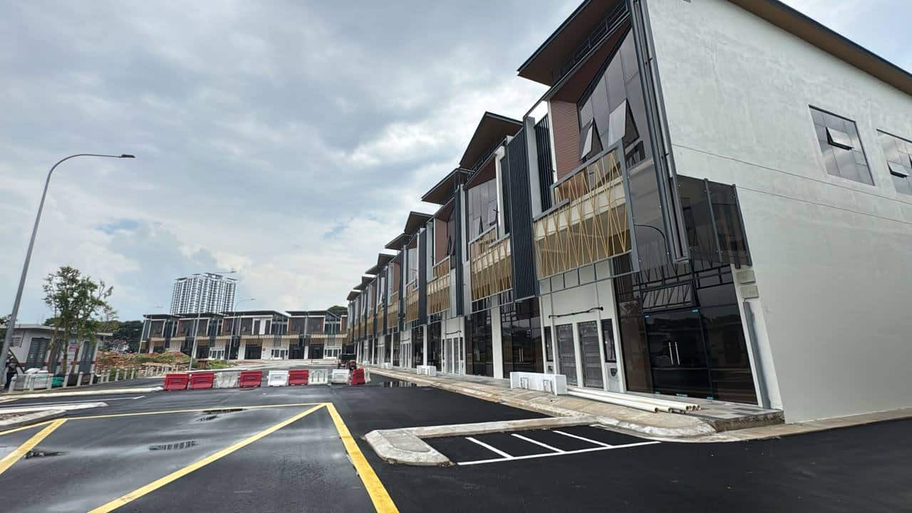 Double Storey Terrance shoplot Bukit Indah Prime 2 3