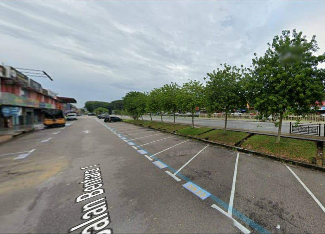 Double Storey Shop Lot Tun Aminah 5