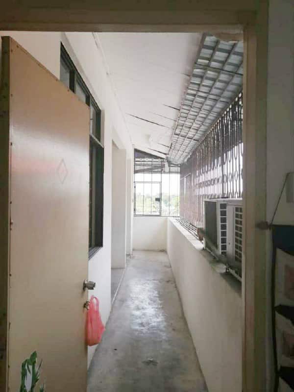 Double Storey Shop Lot Tun Aminah 4