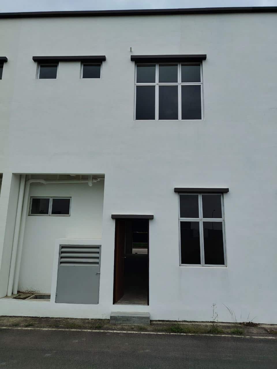 Shoplot Jalan Sinergi 1 3