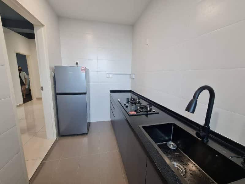 Condo Danga Bay 6