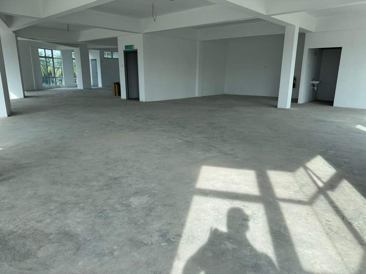 3-Storey Commercial Shoplot Taman Scientex Utama 6