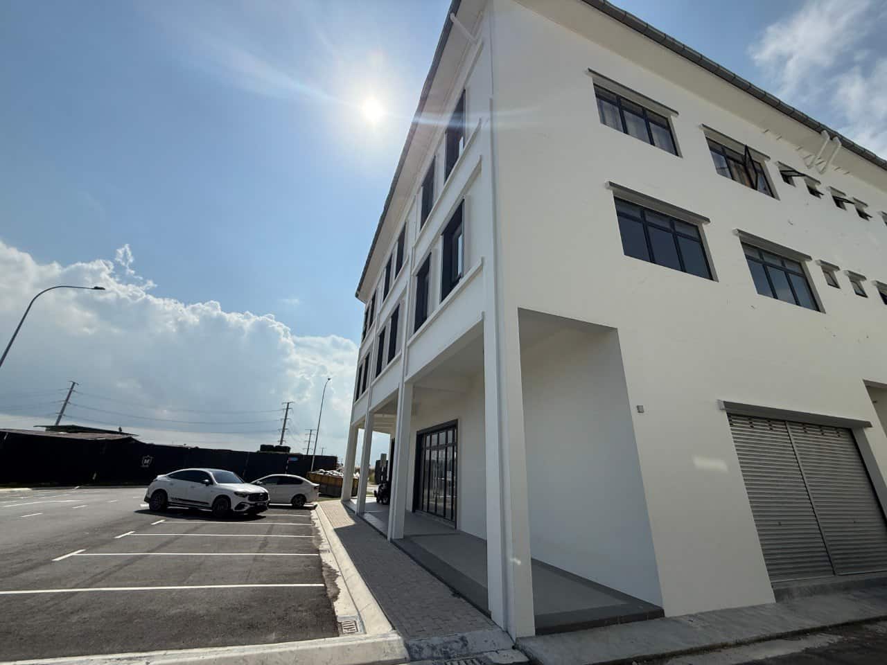 3-Storey Shoplot (Corner Lot) Eco Boulevard 2 @ Eco Botanic 3