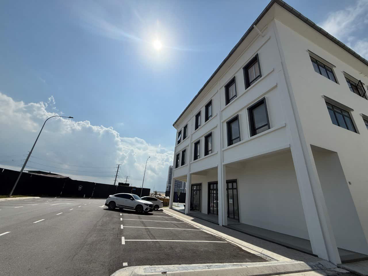3-Storey Shoplot (Corner Lot) Eco Boulevard 2 @ Eco Botanic 4