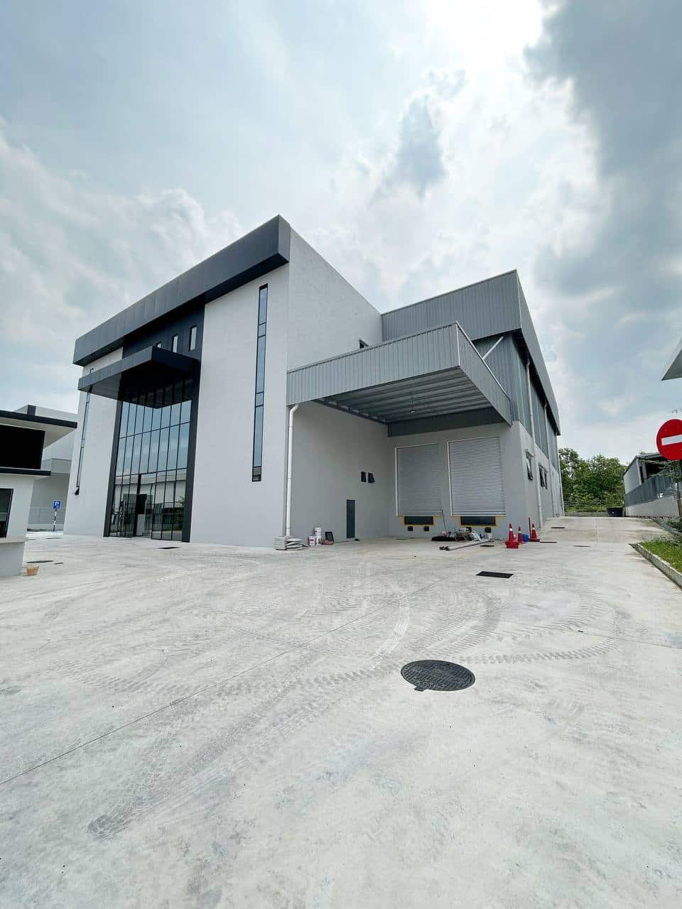 Detached Factory Impian Emas 1
