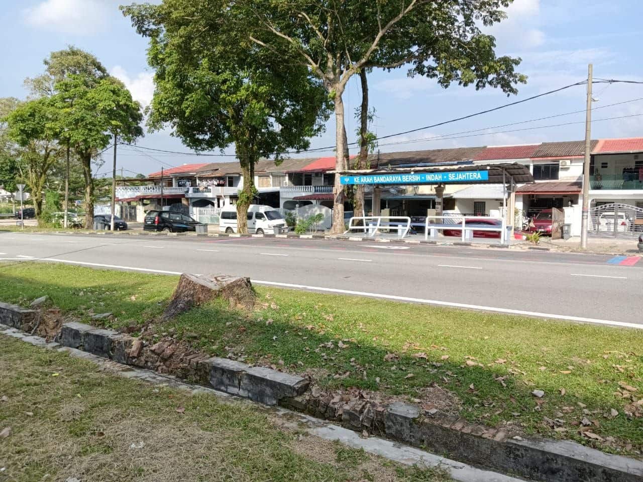 2nd Floor Unit of 3-Storey Shoplot Taman Seri Orkid 1