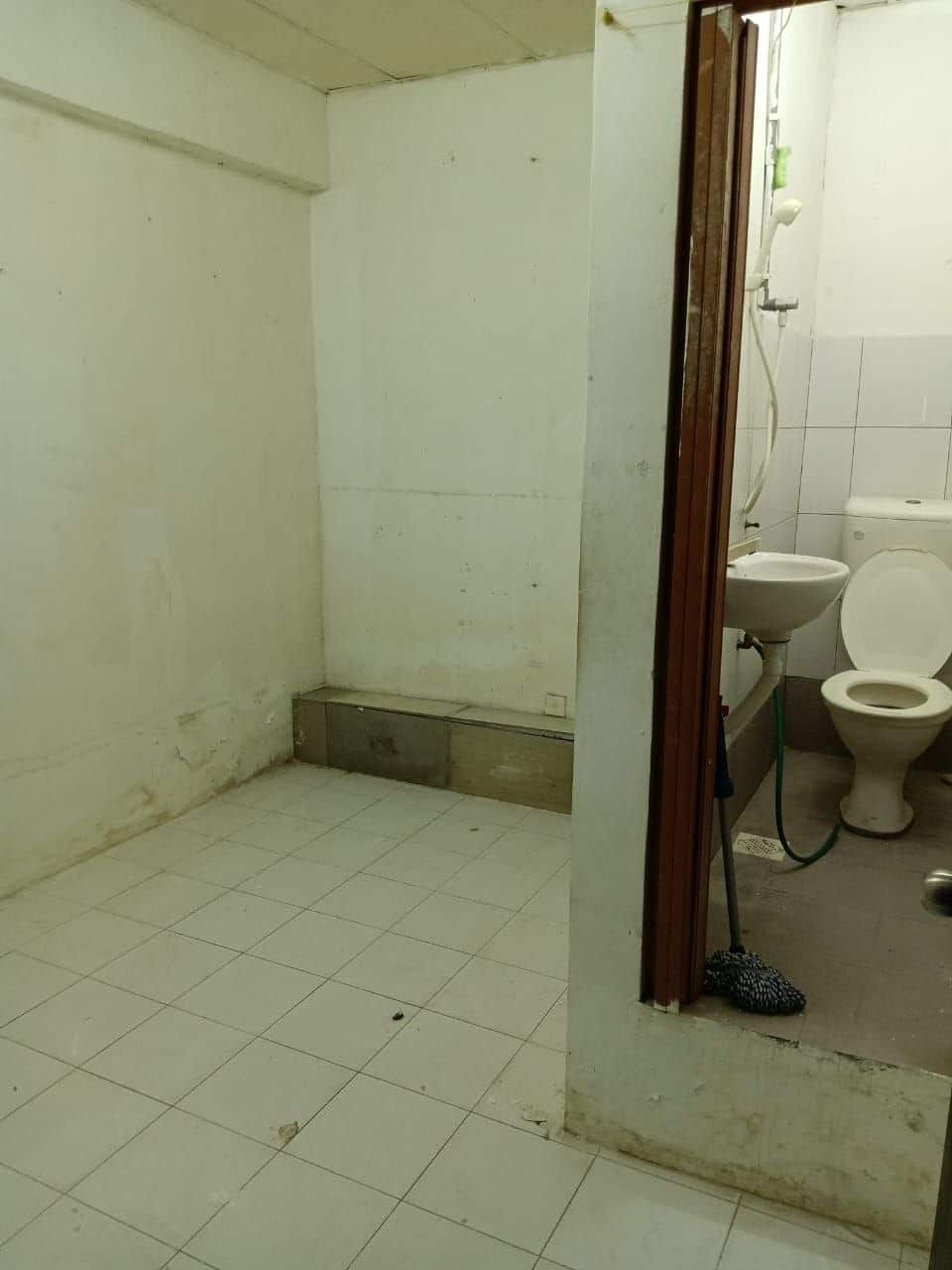 2nd Floor Unit of 3-Storey Shoplot Taman Seri Orkid 8