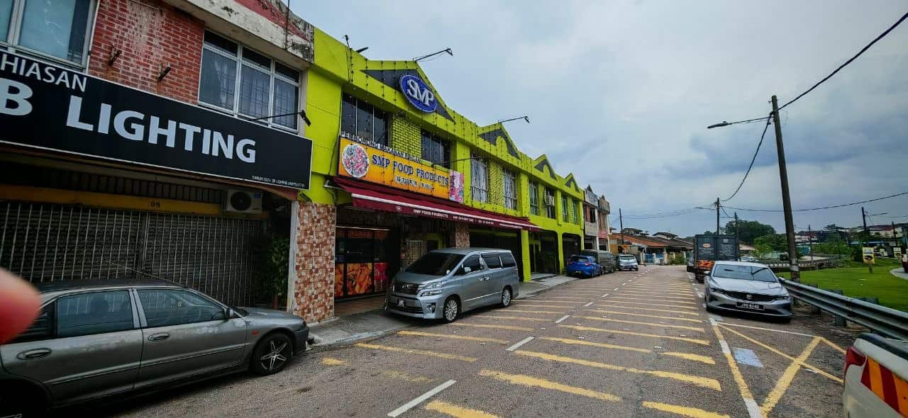 Ground Floor Double Storey Shoplot Taman Nesa 1