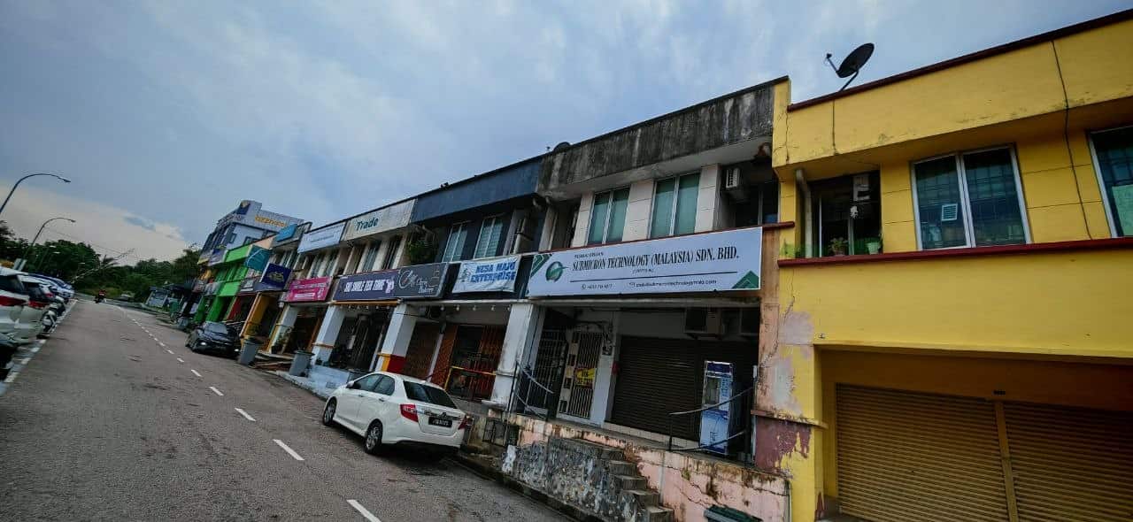 Ground Floor Double Storey Shoplot Taman Nesa 5