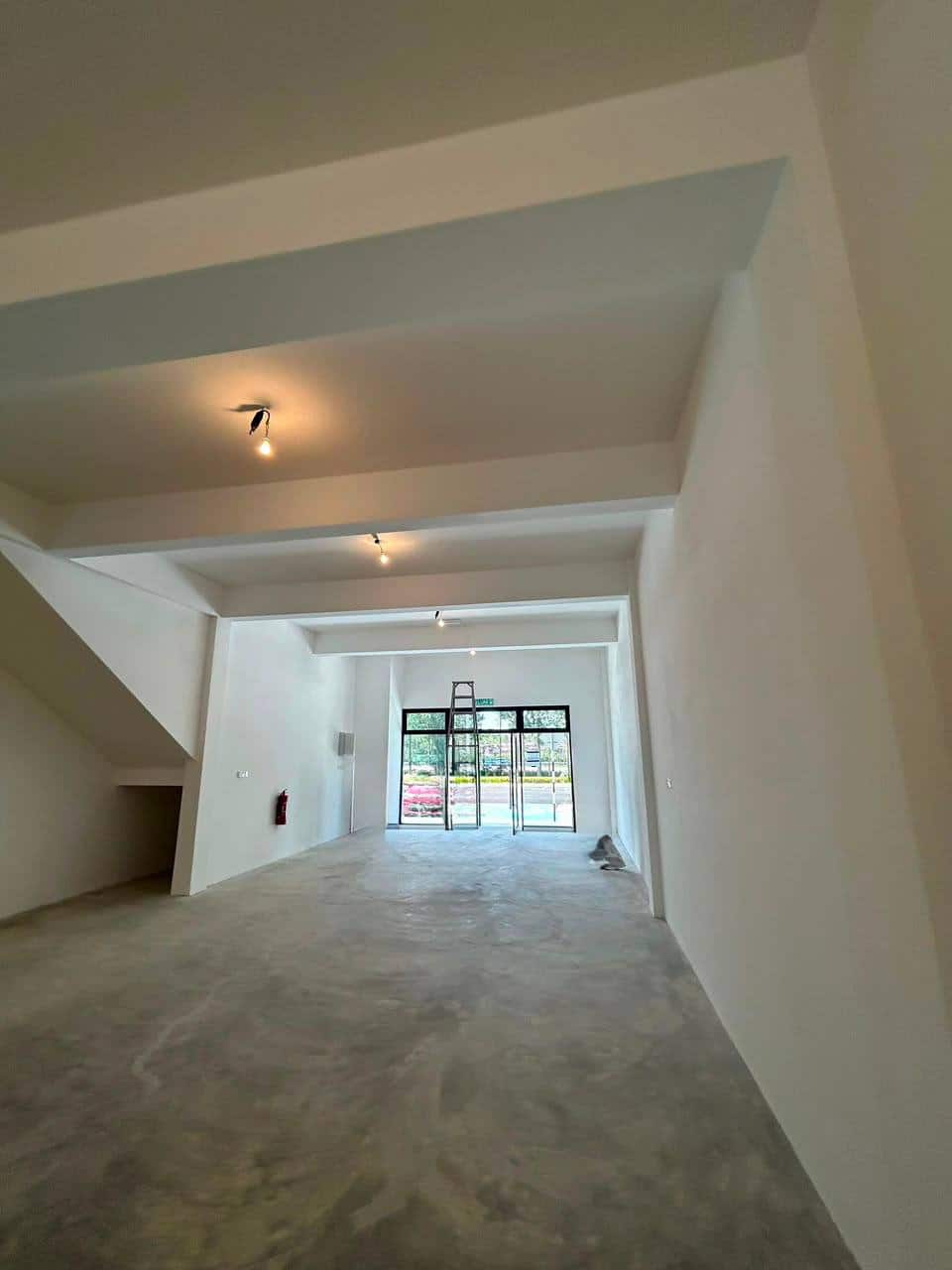 Three Storey Shop Endlot Horizon Square 4