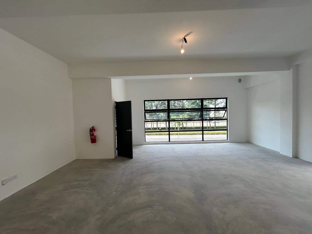 Three Storey Shop Endlot Horizon Square 1