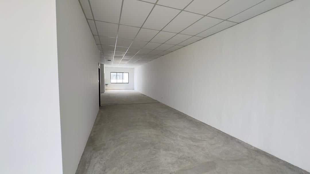 3-Storey Shoplot Taman Sentosa 5