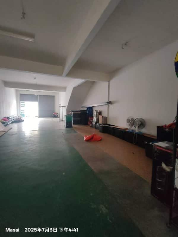 3-Storey Shop Office Mutiara Mas 4