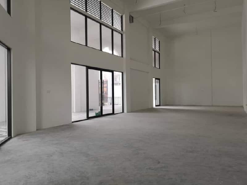 3-Storey Shoplot Taman Austin Perdana 3