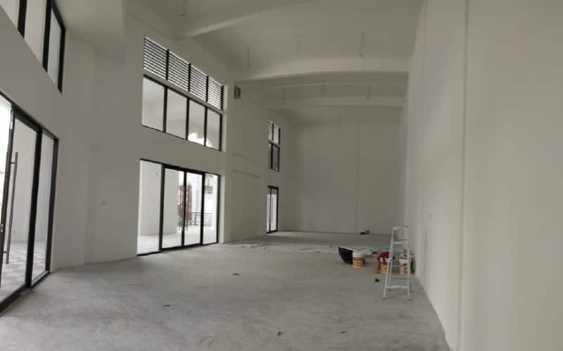 3-Storey Shoplot Taman Austin Perdana 6
