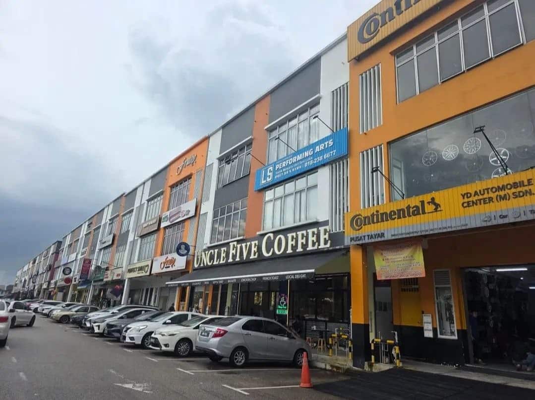 3-Storey Shoplot Austin Crest @ Emerald Business Hub 3