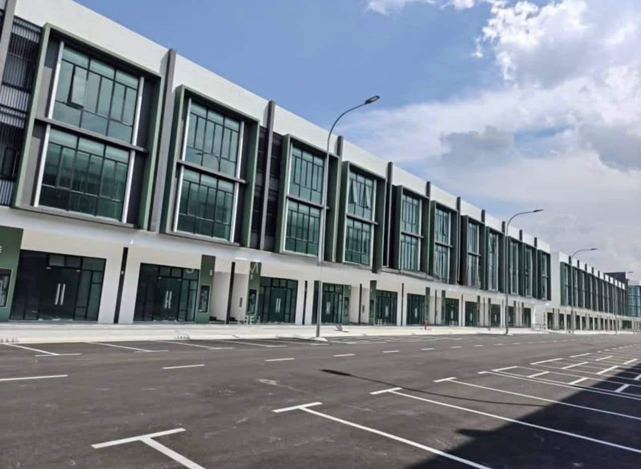 3-Storey Shop Permas Avenue 2