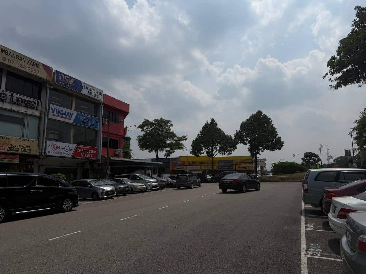 3 Storey Shoplot Ros Merah 2