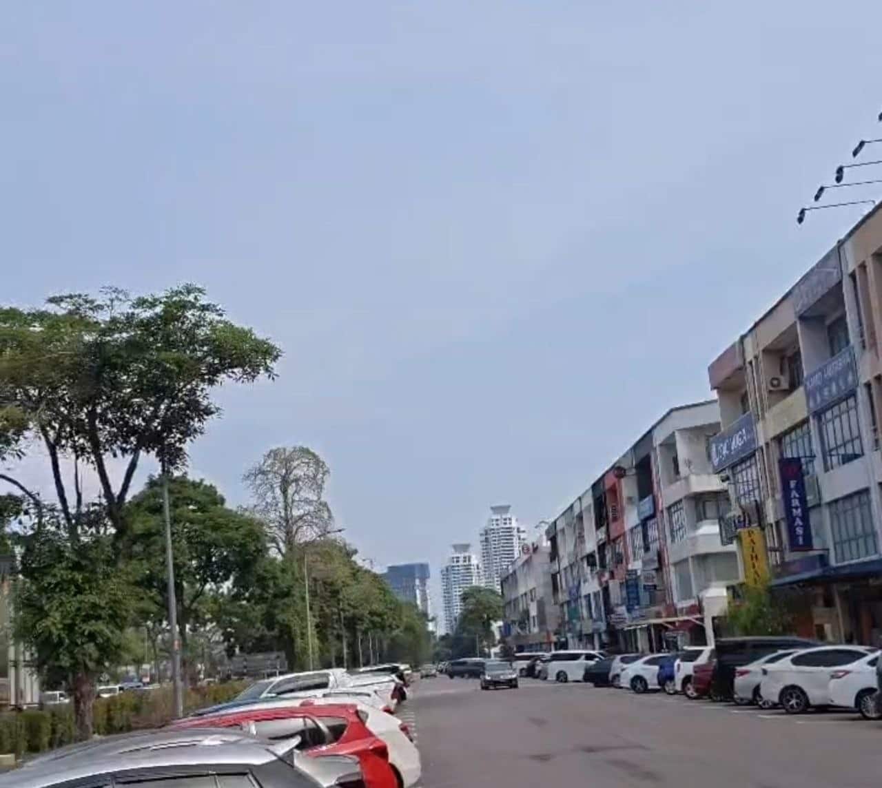 4-Storey End Lot Shoplot Permas Jaya 3