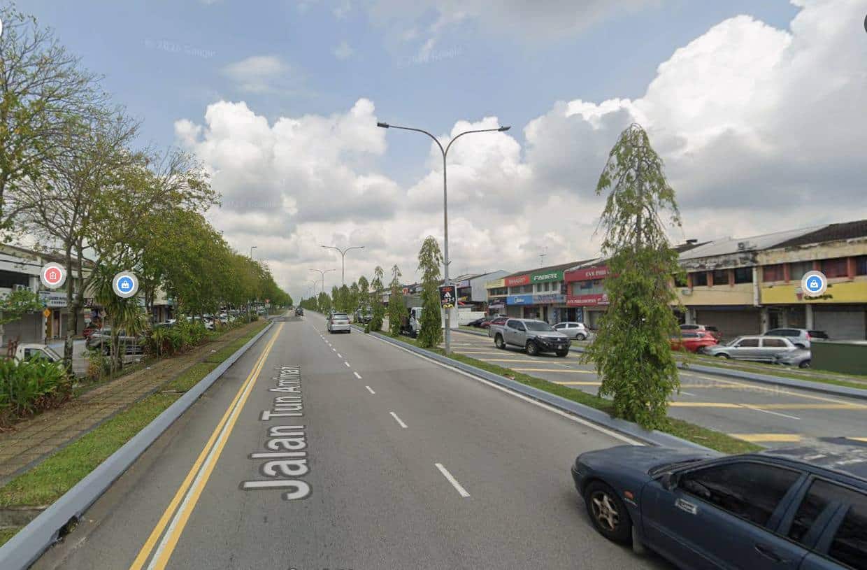 Shoplot Tun Aminah 1
