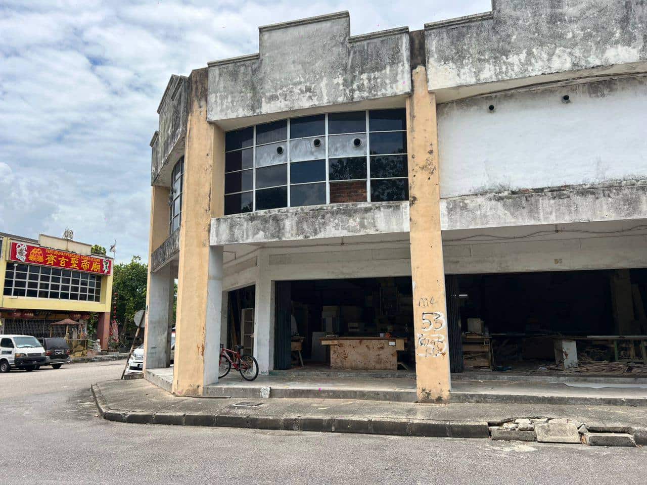 2-Storey Corner Shop Taman Melawati 4