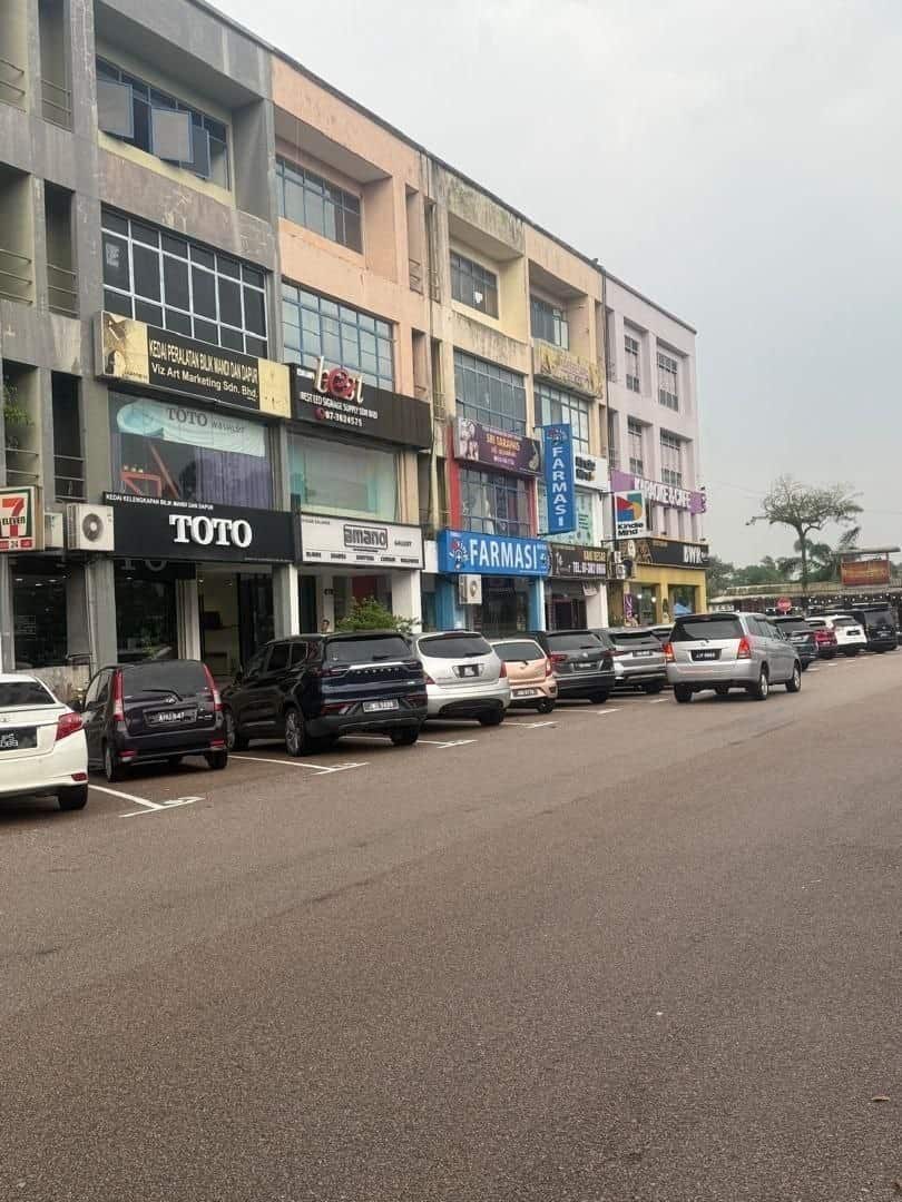 4 Storey Shoplot Jalan Permas 10/x, Permas Jaya, Masai 5