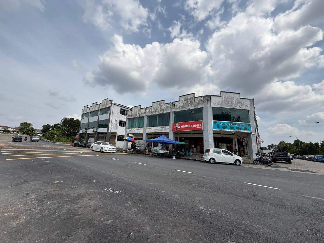 3-Storey Shop Lot Taman Melawati 1