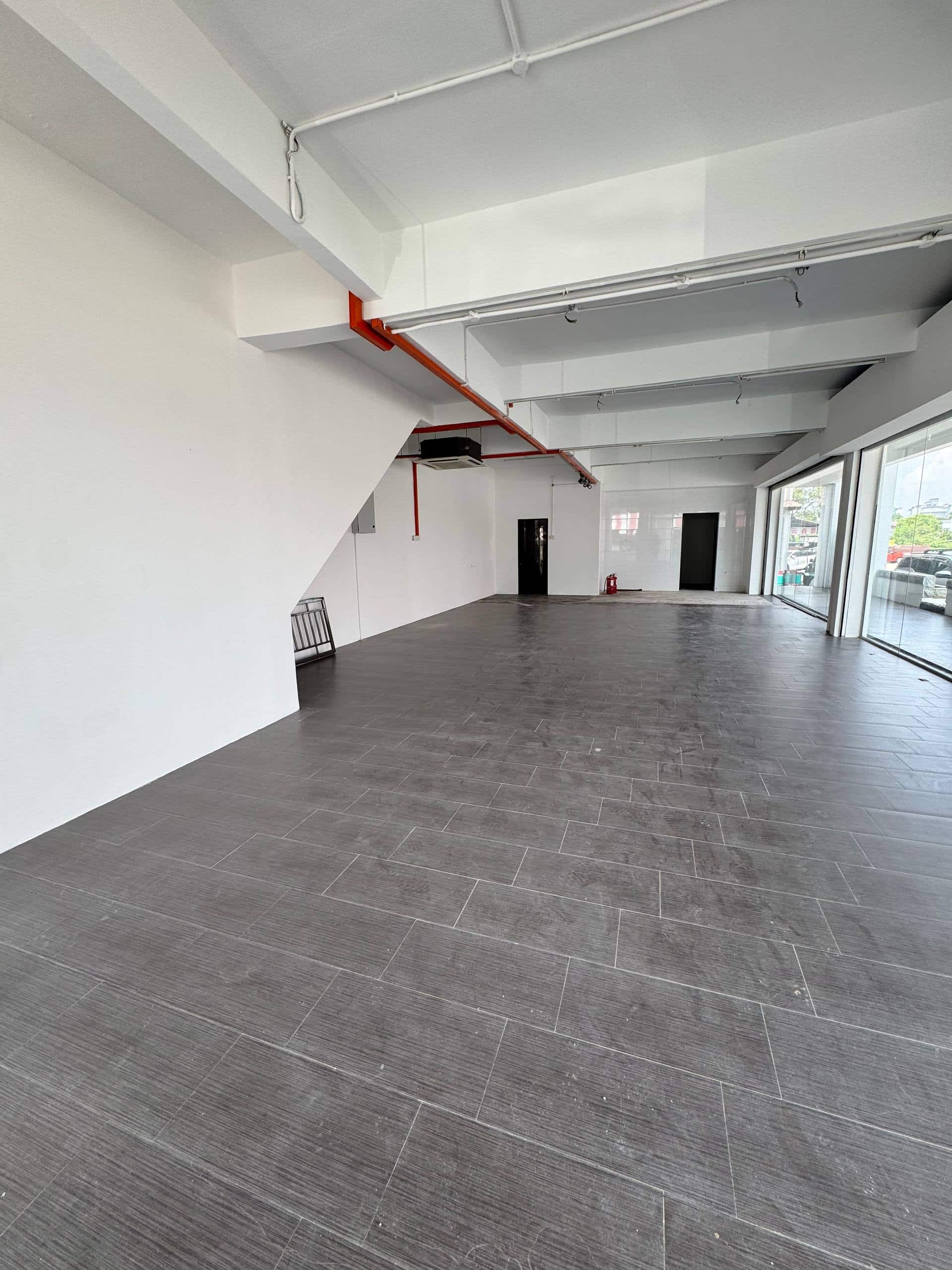 3-Storey Corner Shoplot Nusa Bestari 4
