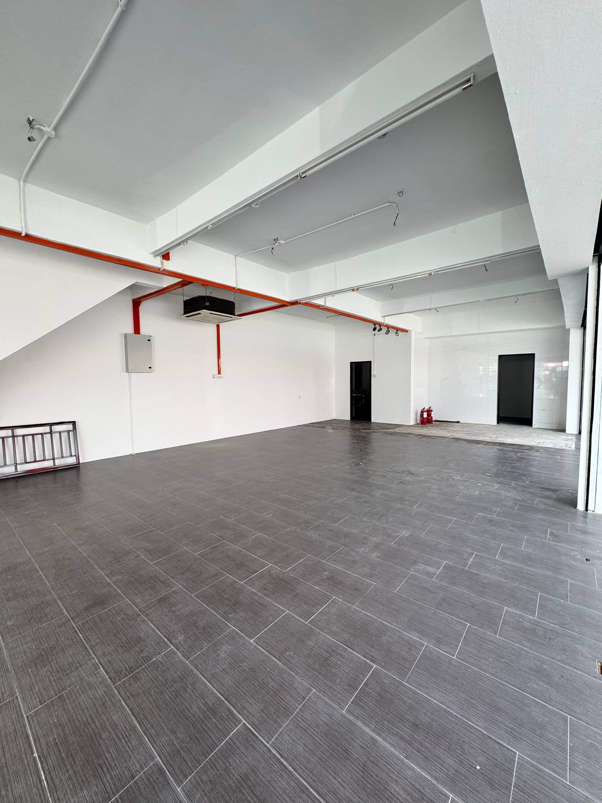 3-Storey Corner Shoplot Nusa Bestari 3