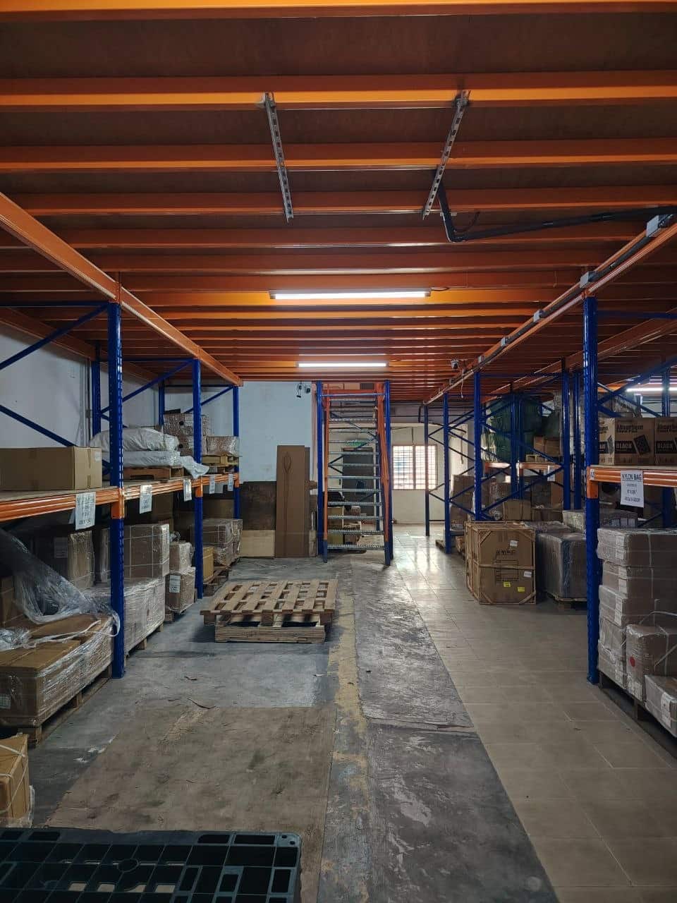 1.5 Storey Terrace Factory With Mezzanine Floor Jalan Seroja 2