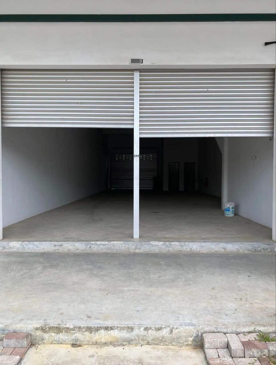 3-Storey Commercial Shoplot Jalan Alam 3, Bandar Alam Masai 4