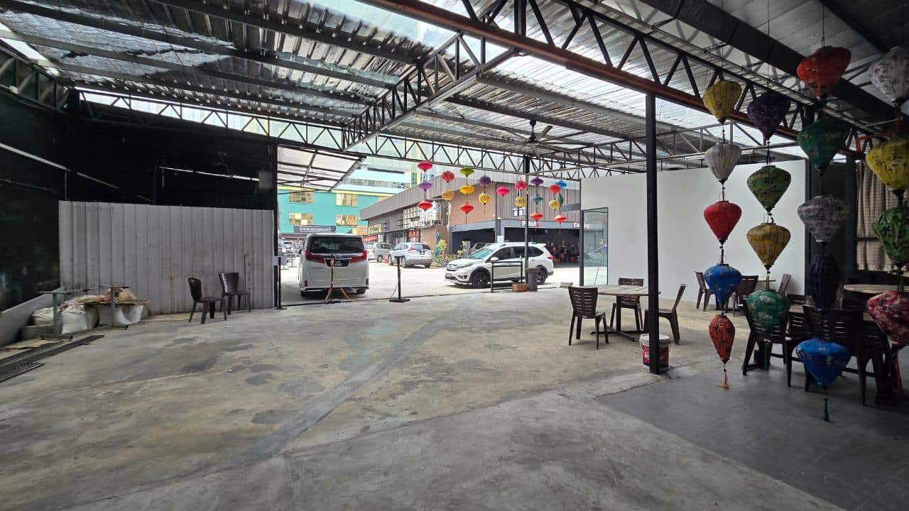Commercial Shoplot Jalan Abdullah Tahir 2