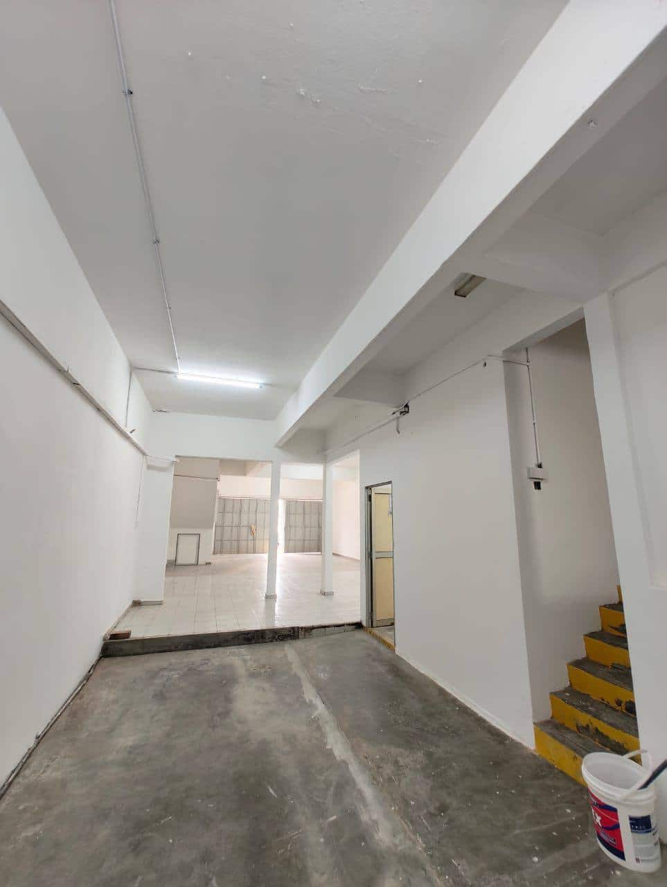 3-Storey Shop Taman Bukit Pasir 4