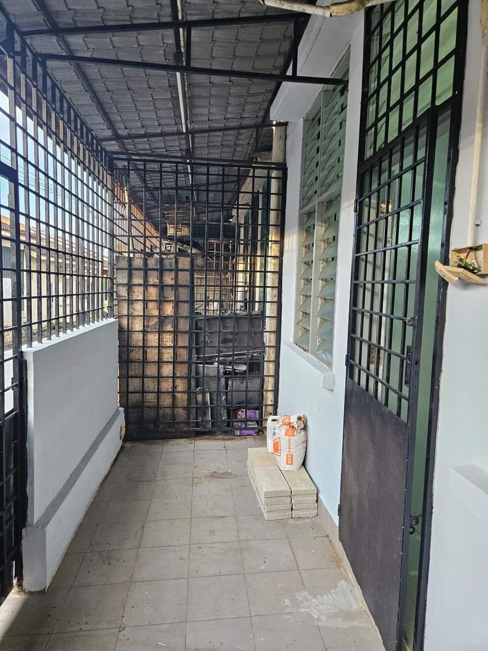 Ground Floor Commercial Shoplot Taman Kota Masai 6